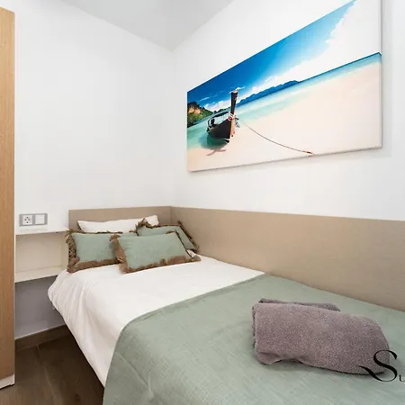 With Terrace & Sea View Ref050 Appartamento Torremolinos