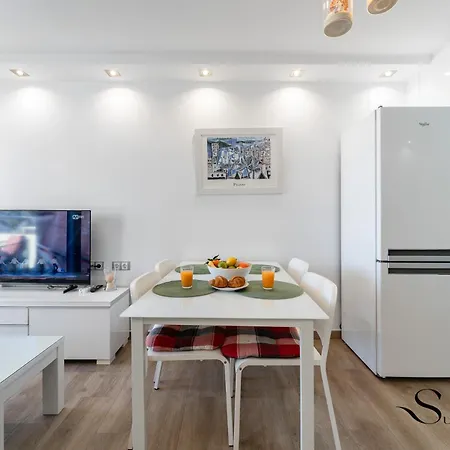 With Terrace & Sea View Ref050 Appartement