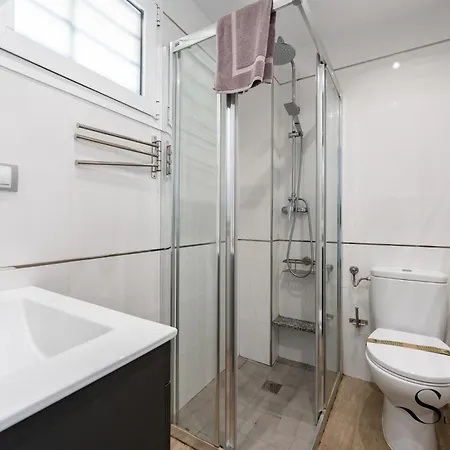 With Terrace & Sea View Ref050 Appartamento Torremolinos