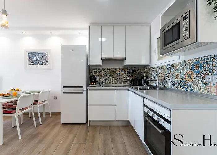 With Terrace & Sea View Ref050 Appartement