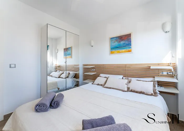 With Terrace & Sea View Ref050