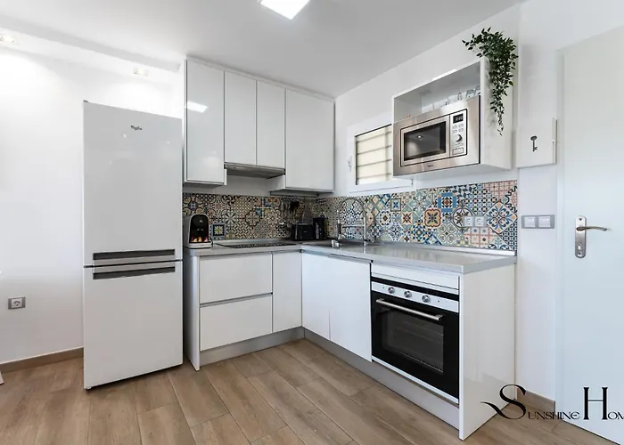 With Terrace & Sea View Ref050 Torremolinos