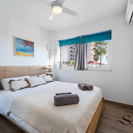 With Terrace & Sea View Ref050 *