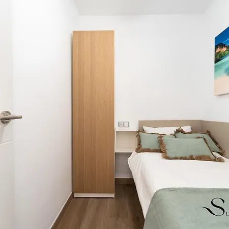 Apartament With Terrace & Sea View Ref050