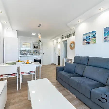 With Terrace & Sea View Ref050 Apartament *